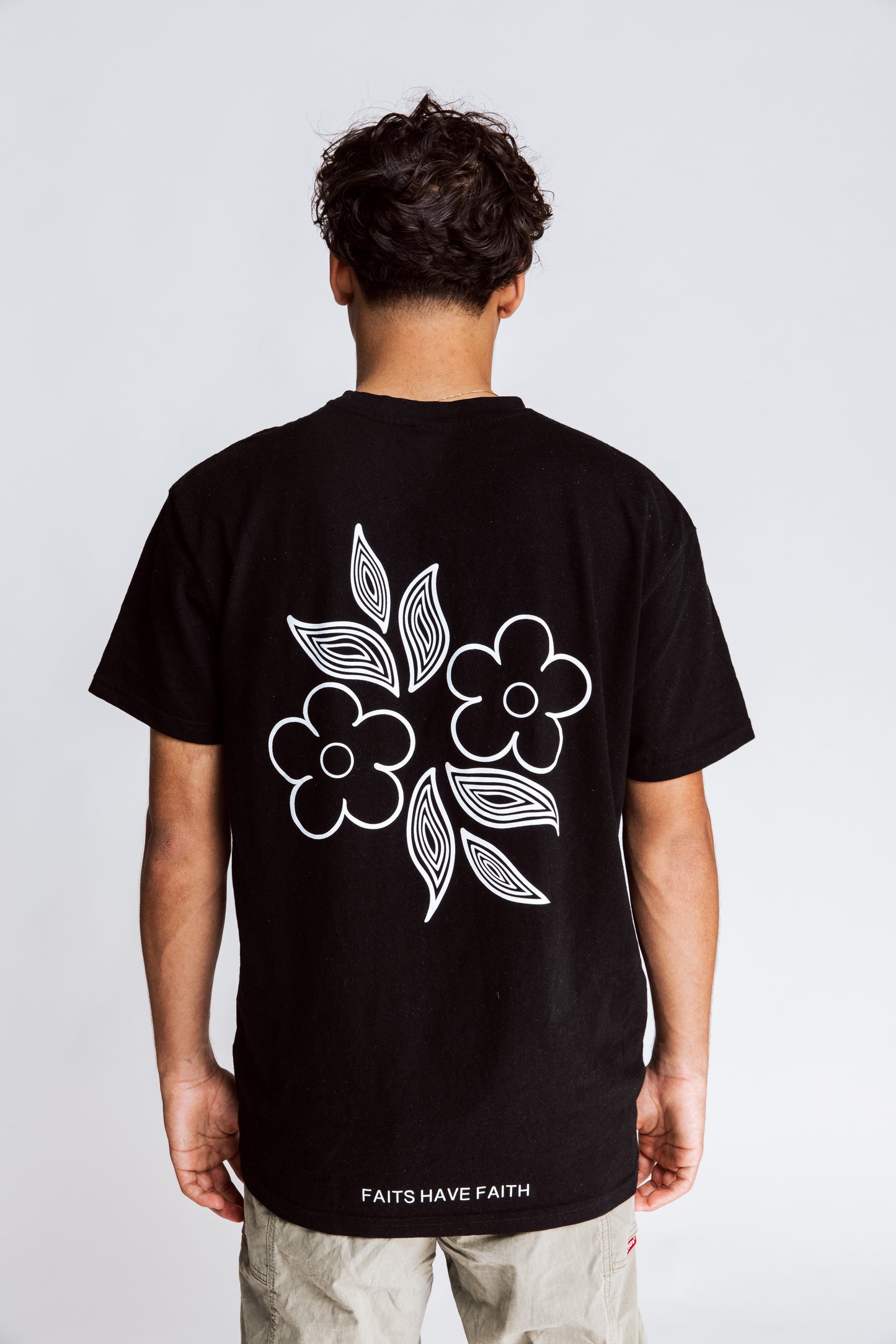 Faits Flower Black T-Shirt