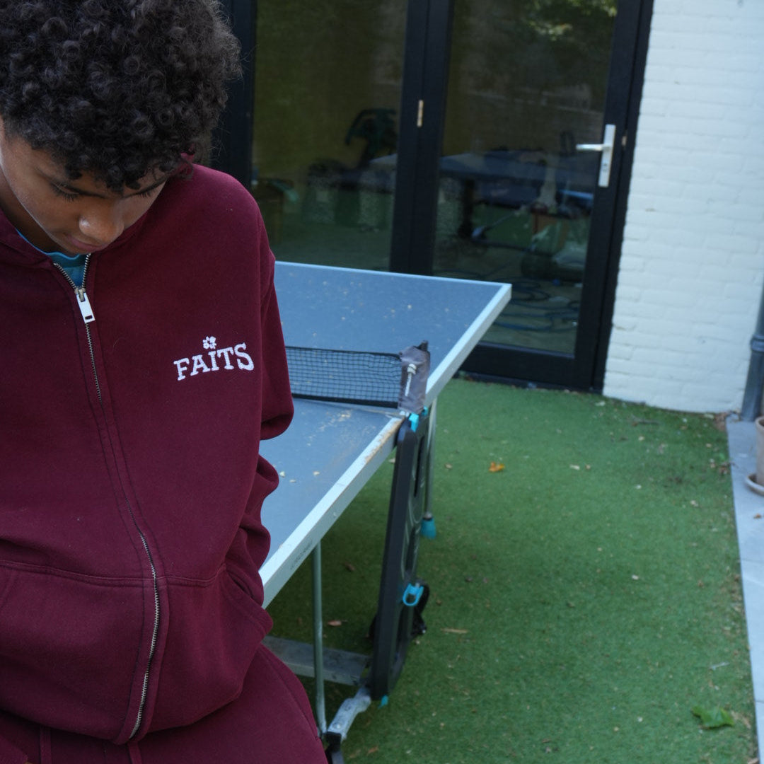 Circle Hoodie met Rits Bordeaux