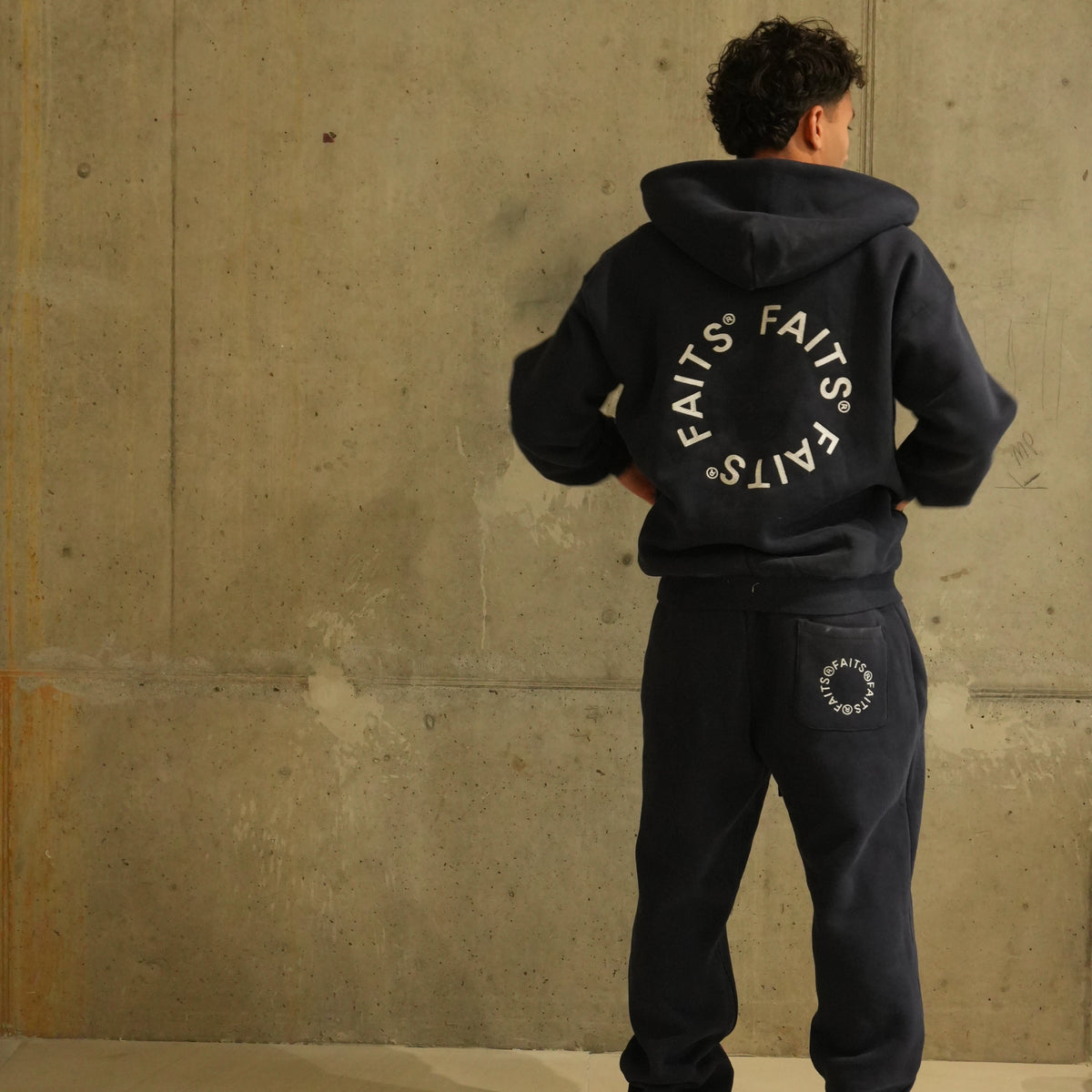 Circle Zip-Up Hoodie Navy