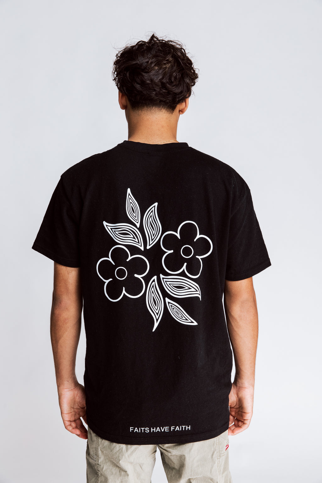 Faits Flower Black T-Shirt